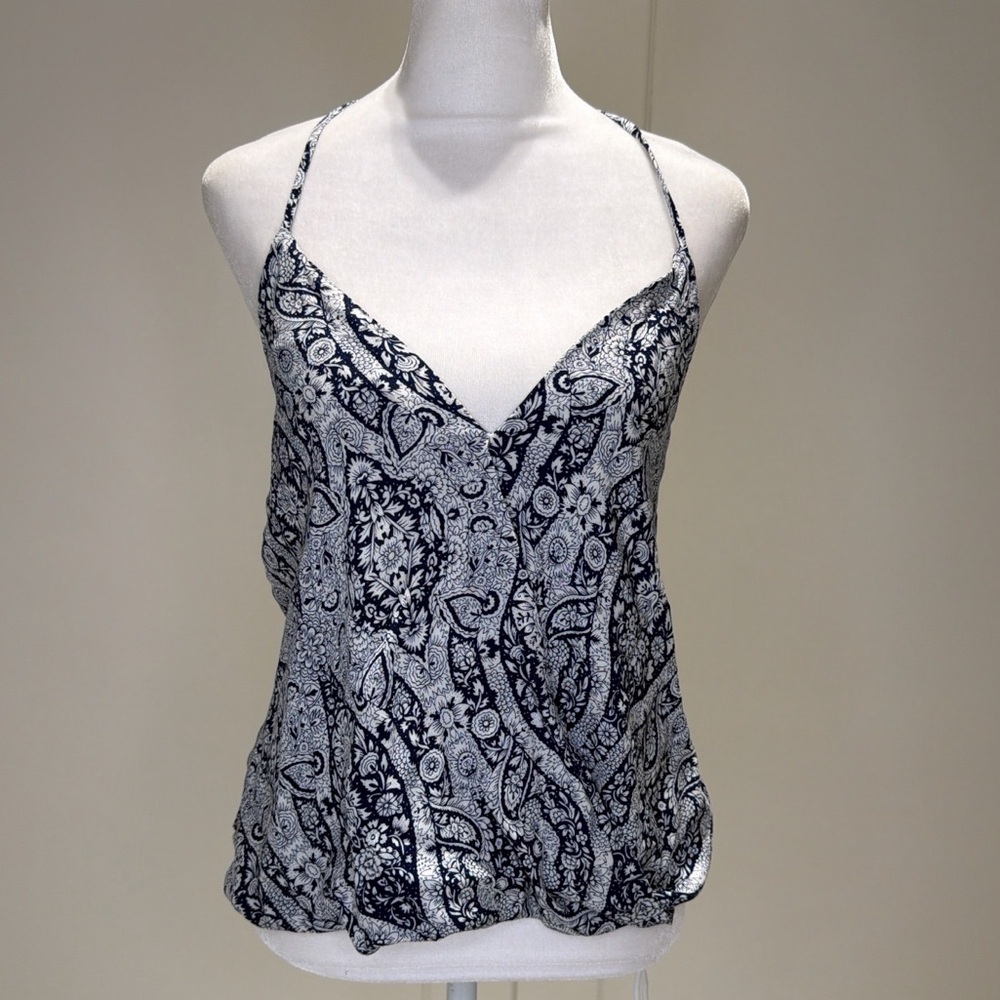 Women's Blue and White Paisley Top